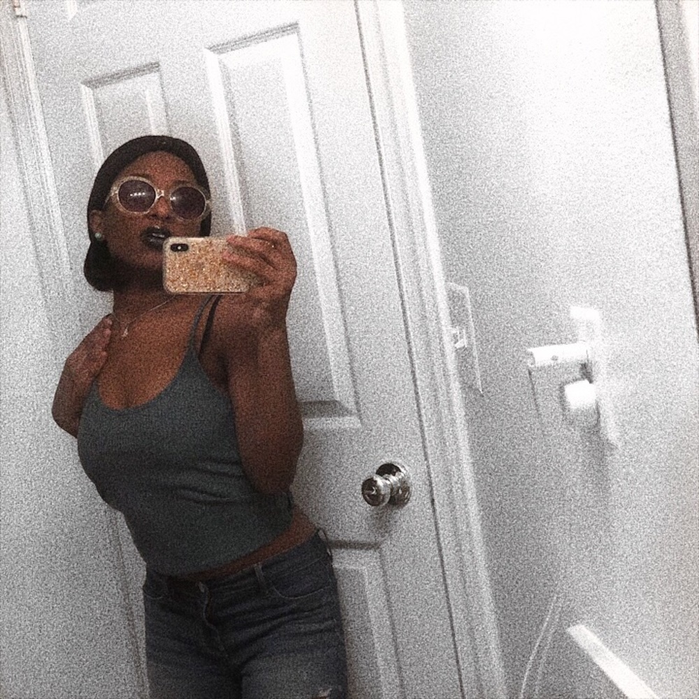 Meet your Posher, Mani